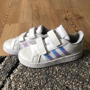 Kids white Adidas w/ iridescent stripes